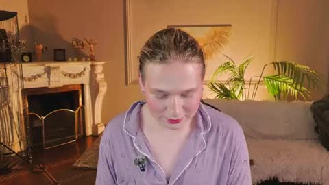 Snapshot of jes_solar chatting on May 1, 9:52 pm jes_solar online show from May 1, 9:52 pm