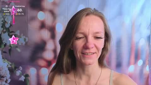 Snapshot of jesica_moon_peachyy chatting on April 5, 4:31 am jesica_moon_peachyy online show from April 5, 4:31 am