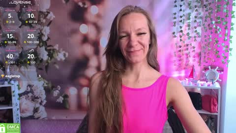 Snapshot of jesica_moon_peachyy chatting on April 11, 4:28 am jesica_moon_peachyy online show from April 11, 4:28 am