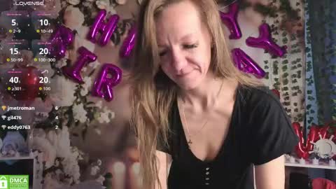 Snapshot of jesica_moon_peachyy chatting on April 16, 2:23 am jesica_moon_peachyy online show from April 16, 2:23 am