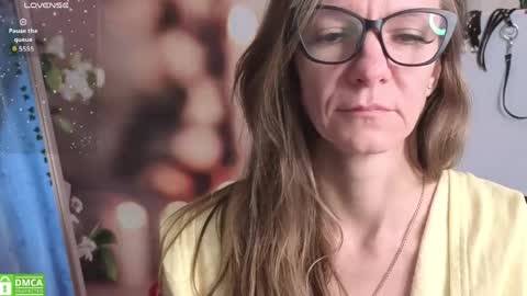 Snapshot of jesica_moon_peachyy chatting on May 3, 3:45 am jesica_moon_peachyy online show from May 3, 3:45 am