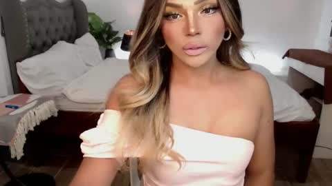 Snapshot of jesie_hot69 chatting on January 21, 9:57 am jesie_hot69 online show from January 21, 9:57 am