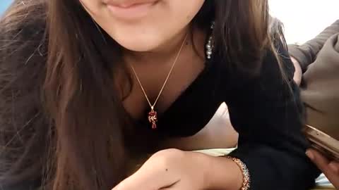 Snapshot of jesmin18 chatting on January 12, 7:10 pm Jesmin online show from January 12, 7:10 pm