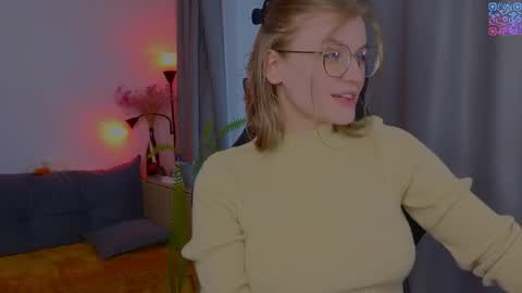 Snapshot of jess0e9 chatting on April 30, 2:34 pm JessieVibes online show from April 30, 2:34 pm