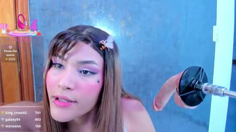 Snapshot of jess_ackerman chatting on September 28, 3:23 am Jess online show from September 28, 3:23 am