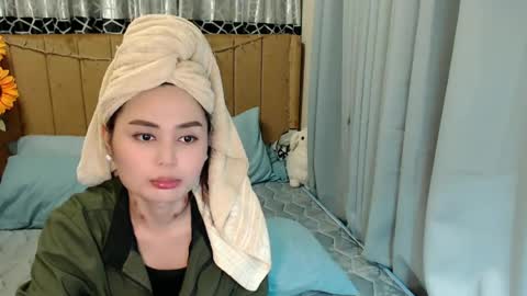 Snapshot of jess_goddes chatting on July 10, 10:29 am jess_goddes online show from July 10, 10:29 am