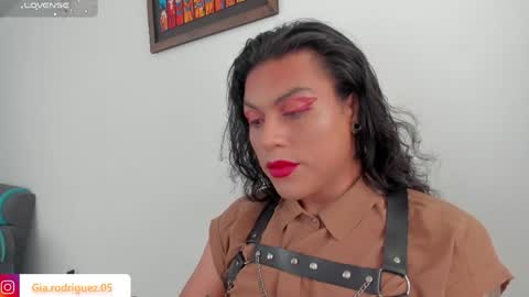 jess_hoffman online show from April 17, 3:15 pm