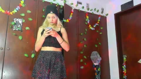 Jessica online show from April 15, 8:42 pm