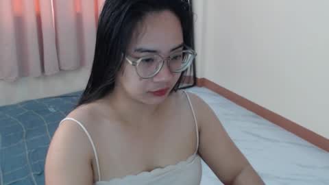 Jessa online show from February 27, 2:33 am