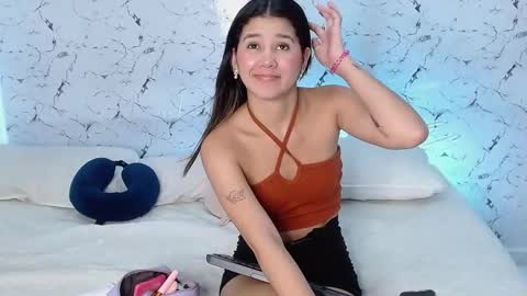 Hello we are Jesse and Dante. online show from October 24, 10:17 pm