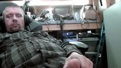 Snapshot of jesse_cash chatting on March 15, 2:45 pm cummin0Nyou online show from March 15, 2:45 pm