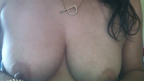 Snapshot of jessehot17 chatting on September 26, 4:33 pm Elisas Dream online show from September 26, 4:33 pm