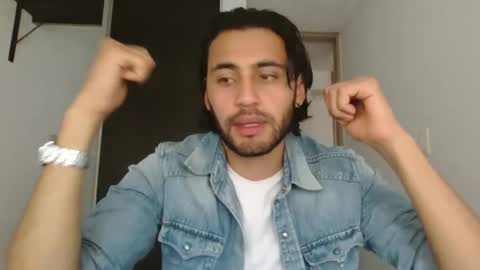 Snapshot of jessepickman chatting on December 22, 6:49 pm Angel Demon online show from December 22, 6:49 pm