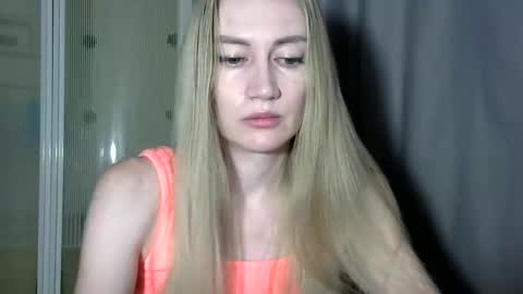 JessFox1 online show from December 9, 12:12 am