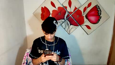 Snapshot of jesshot_bigcock chatting on July 24, 3:04 am jesshot_bigcock online show from July 24, 3:04 am