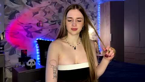 Snapshot of jessica1west chatting on May 10, 4:56 pm Jessica hot online show from May 10, 4:56 pm