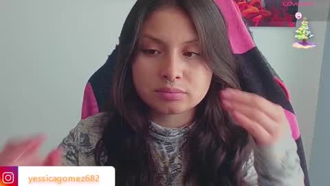 Snapshot of jessica_gomezz chatting on October 10, 7:24 pm Jessica gomez online show from October 10, 7:24 pm