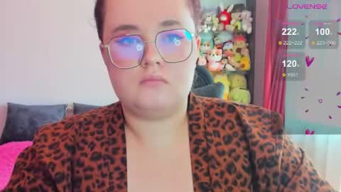 Snapshot of jessica_joy_ chatting on July 6, 6:43 am Natalia online show from July 6, 6:43 am