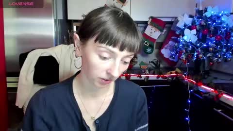 jessicaforris online show from December 2, 10:39 am