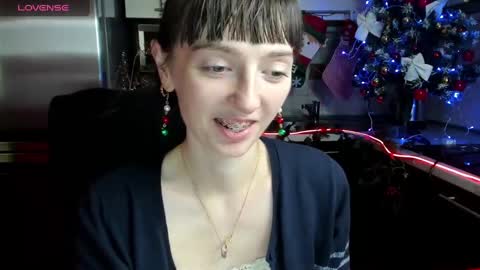 jessicaforris online show from December 17, 10:44 am