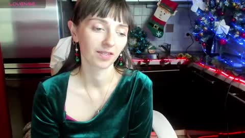 jessicaforris online show from December 31, 10:58 am