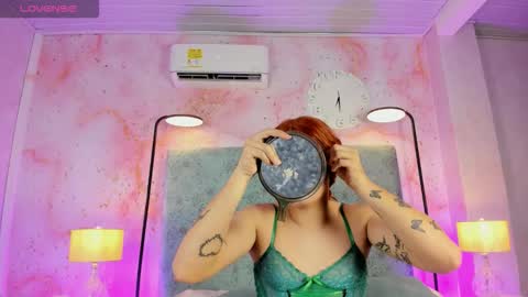 JESSI AND NAOMI online show from November 3, 11:04 pm