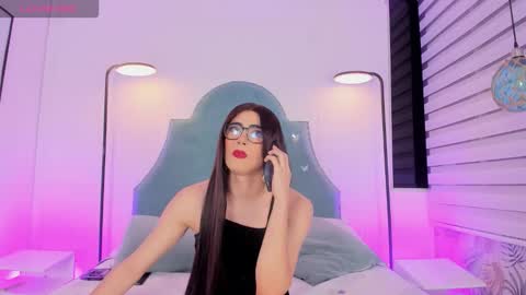 JESSI AND NAOMI online show from February 24, 9:13 pm