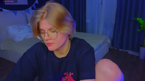 jessicaoconnor online show from January 8, 4:00 pm