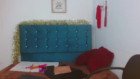 Snapshot of jessicarabbit4 chatting on March 3, 6:59 am jessicarabbit4 online show from March 3, 6:59 am