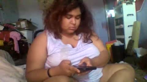Snapshot of jessicarabbits4 chatting on May 17, 2:57 pm dovedianna online show from May 17, 2:57 pm