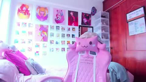 Snapshot of jessie_williams_01 chatting on April 21, 6:55 pm Your Sweet Angel online show from April 21, 6:55 pm