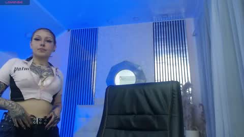 Snapshot of jessie_williams_01 chatting on May 29, 8:07 pm Your Sweet Angel online show from May 29, 8:07 pm