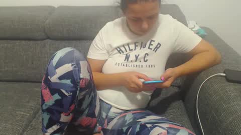 jessiestar3 online show from February 7, 2:08 am