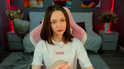 Snapshot of jessswalker chatting on April 19, 8:57 am JesssWalker online show from April 19, 8:57 am