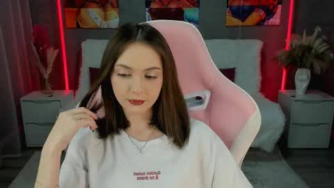 Snapshot of jessswalker chatting on May 12, 10:29 pm JesssWalker online show from May 12, 10:29 pm