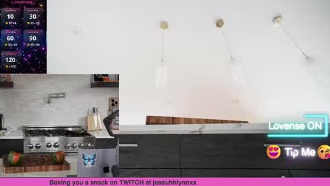 jessuhhlynn online show from May 6, 7:08 pm