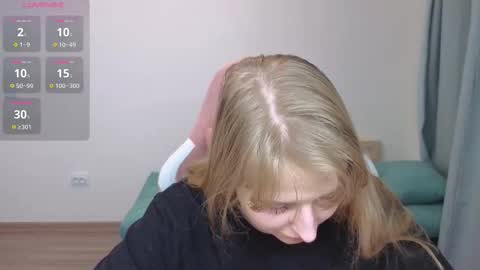 Snapshot of jessy_comely chatting on October 29, 12:29 pm Jessy online show from October 29, 12:29 pm