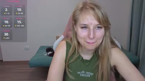 Snapshot of jessy_comely chatting on November 6, 2:07 pm Jessy online show from November 6, 2:07 pm