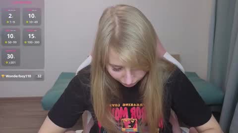 Snapshot of jessy_comely chatting on November 13, 4:50 pm Jessy online show from November 13, 4:50 pm