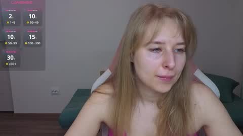 Snapshot of jessy_comely chatting on January 17, 1:05 pm Jessy online show from January 17, 1:05 pm