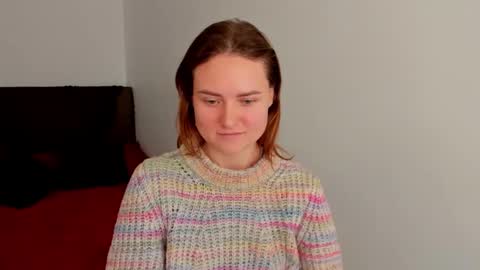 Snapshot of jessy_lil chatting on November 14, 11:53 am Polina online show from November 14, 11:53 am