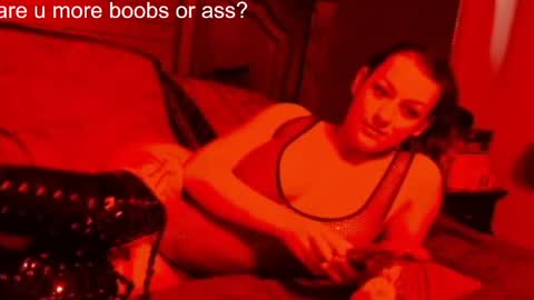 Snapshot of jessyboi0504 chatting on April 22, 12:18 pm seductress Cyber Succubus online show from April 22, 12:18 pm