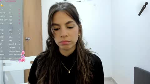 Snapshot of jessye_golden chatting on May 1, 7:51 pm jessye_golden online show from May 1, 7:51 pm