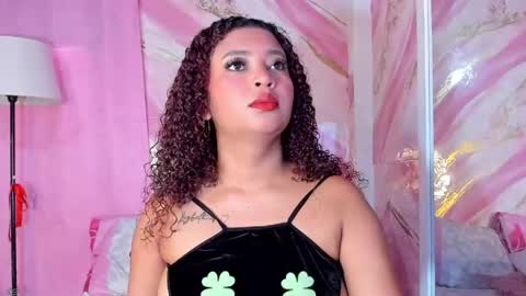 Snapshot of jessyzoe chatting on May 17, 3:41 pm Jessy online show from May 17, 3:41 pm