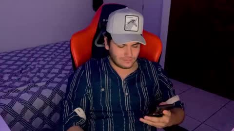 Snapshot of jesusdntc chatting on December 26, 11:54 am HotBoy online show from December 26, 11:54 am
