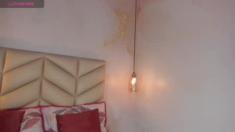 Jessica online show from October 23, 7:45 pm