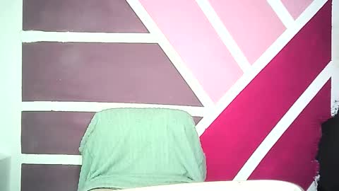 Ale online show from December 19, 5:36 am