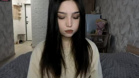 Snapshot of jettanicolay chatting on June 7, 7:34 am I am Gina ntmu Lets hit 10 Thumbs Up together online show from June 7, 7:34 am