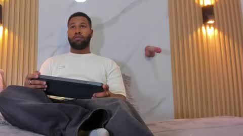 Snapshot of jeus_stanley chatting on June 24, 3:16 am jeus_stanley online show from June 24, 3:16 am