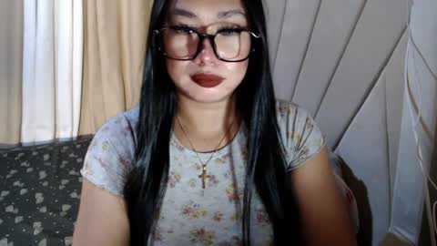 Snapshot of jewel_28 chatting on July 18, 3:38 pm Jewel online show from July 18, 3:38 pm
